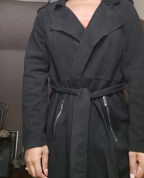Belted Black Coat with zippers | XL - Picture 2 of 2